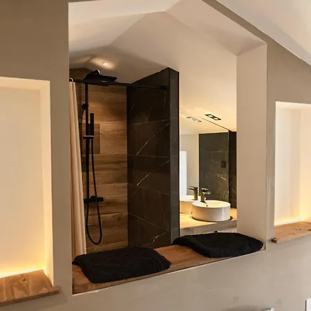 - Au Coeur Du Village Villa *