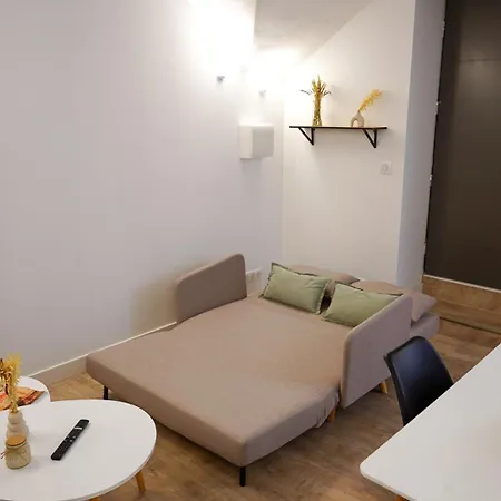 - Au Coeur Du Village Villa *